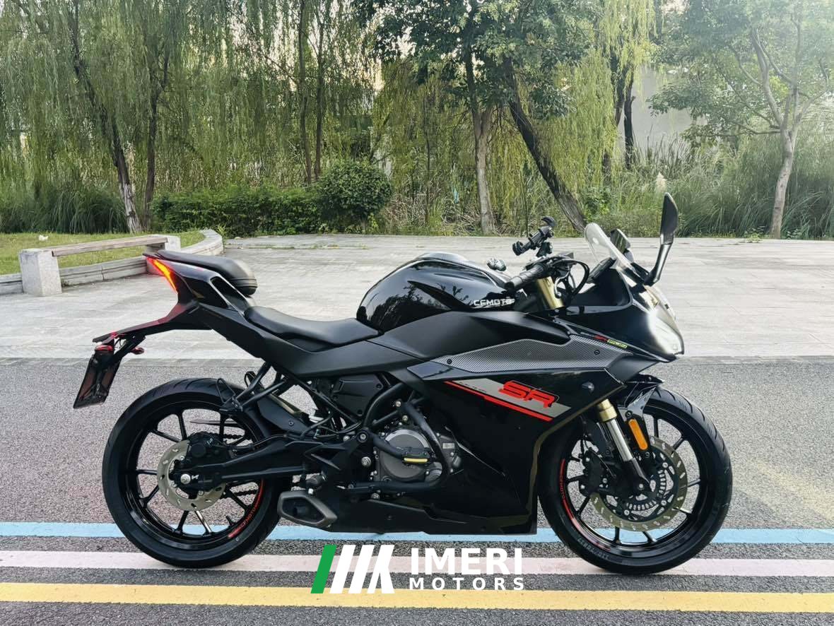 2023 CFMOTO 250SR