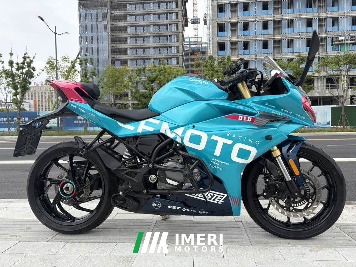 2022 CFMOTO 250SR