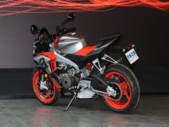 Aprilia Tuono 660 - ფოტო 6