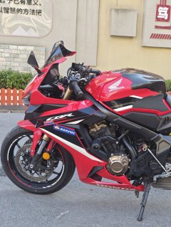 Honda CBR650R - ფოტო 9