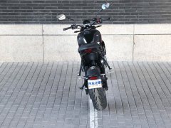 Triumph Trident 660 - ფოტო 9