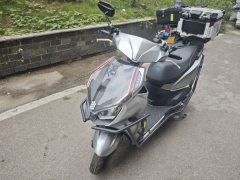 QJMOTOR Hong 150RS - ფოტო 1