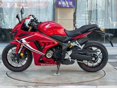 Honda CBR650R - photo 2