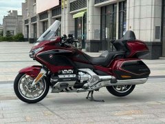 Honda Gold Wing GL1800 - ფოტო 3