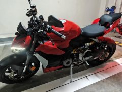 Ducati Street Fighter V2 950 cc - ფოტო 4