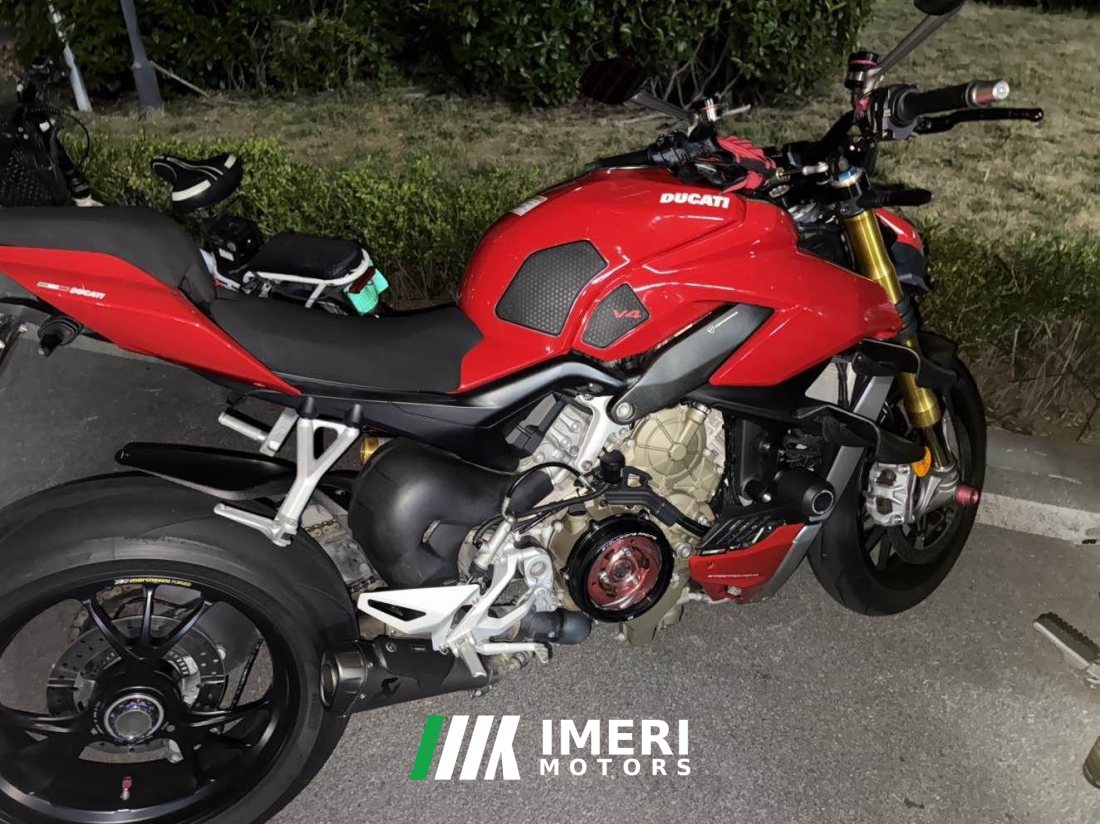 Ducati Street Fighter V4 1100 cc - motorcycle from China