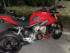Ducati Street Fighter V4 1100 cc - photo 1