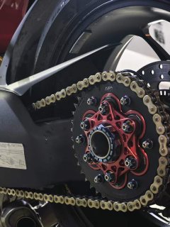 Ducati Street Fighter V4 1100 cc - photo 2