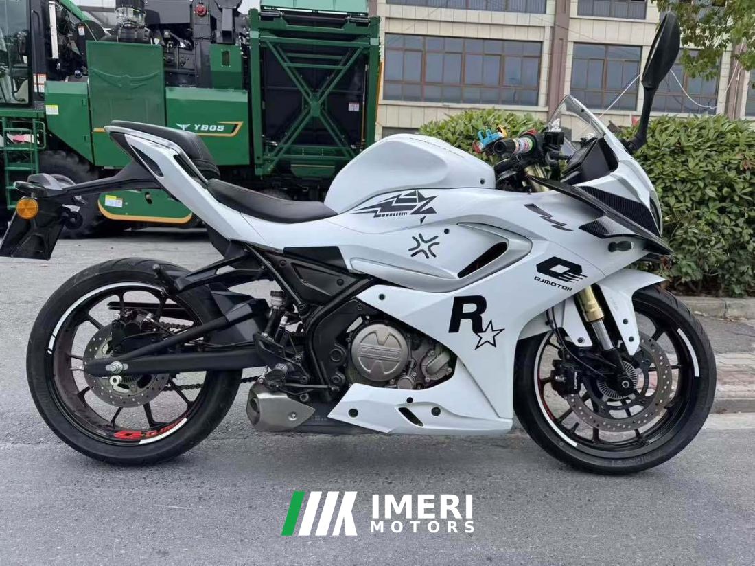 QJMOTOR SRK 250 - мотоцикл из Китая