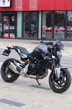 BMW F 900 R - ფოტო 1