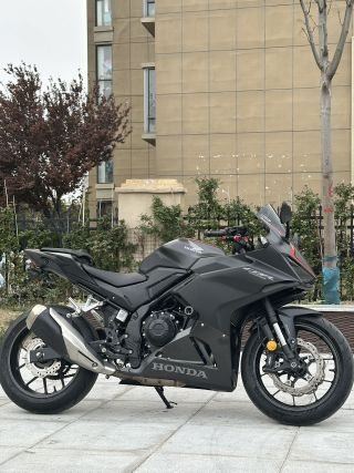 2024 Honda CBR400R
