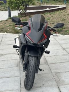 Honda CBR400R - ფოტო 4