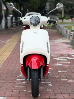Sundiro Honda NS125LA - ფოტო 2