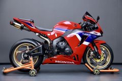 Honda CBR 600RR - photo 1