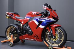 Honda CBR 600RR - photo 5