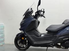 SYM Joymax Z 300 - фото 8
