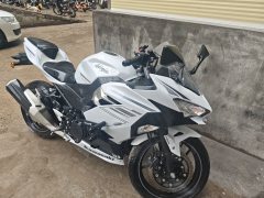 Kawasaki Ninja 400 - ფოტო 1