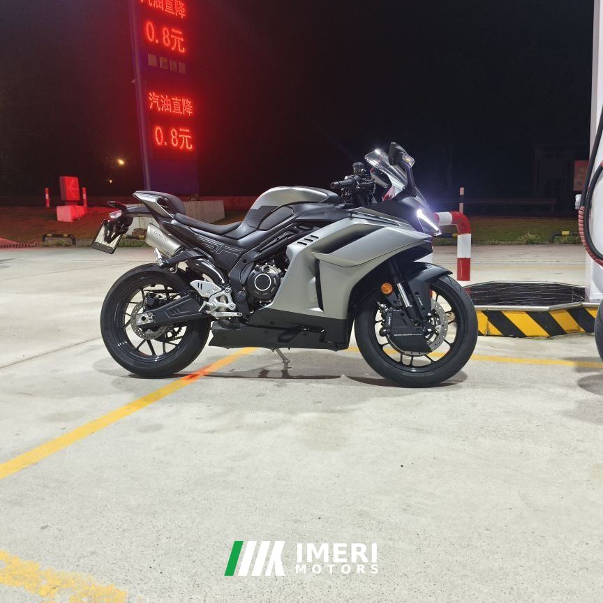 2026 CFMOTO 500SR