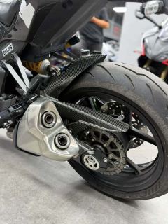 Kawasaki Z1000 - ფოტო 3