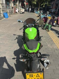Kawasaki Ninja 400 - ფოტო 3