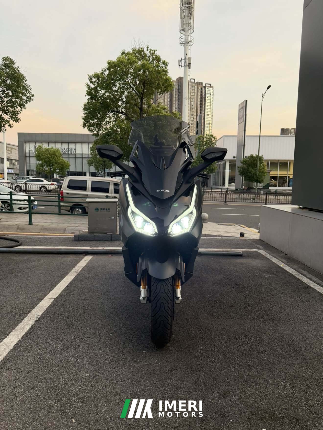 2023 Honda NSS350