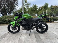Kawasaki Z400 - фото 4