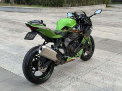 Kawasaki ZX-4R 400 cc - ფოტო 3
