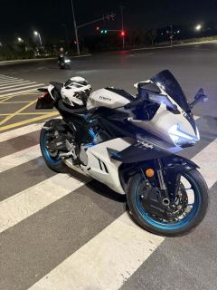 CFMOTO 675SR-R - photo 1
