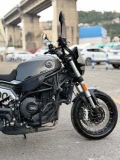 Benelli Leoncino 800 750 cc - ფოტო 3