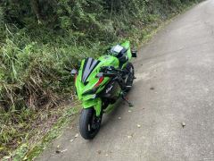 Kawasaki ZX-4R 400 cc - photo 6