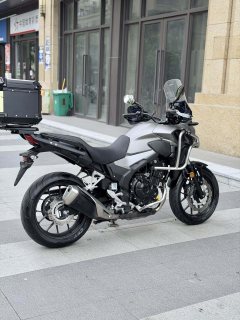 Honda CB400X - photo 2