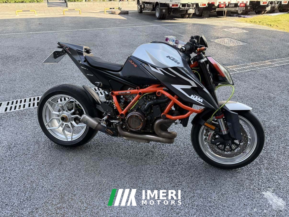 2022 KTMR2R 1290 Super Duke 1300 cc