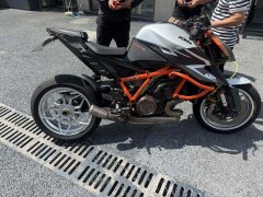 KTMR2R 1290 Super Duke 1300 cc - photo 3