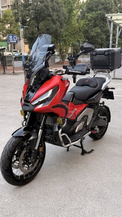 Honda X-ADV 750 - ფოტო 1