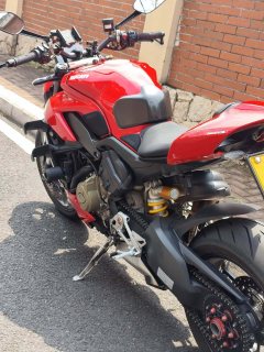 Ducati Street Fighter V4 1100 cc - ფოტო 6