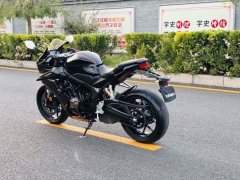 Honda CBR650R - photo 7