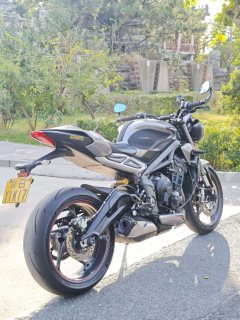 Triumph Street Triple 765 - ფოტო 6