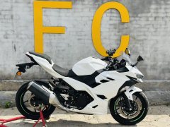 Kawasaki Ninja 400 - ფოტო 4