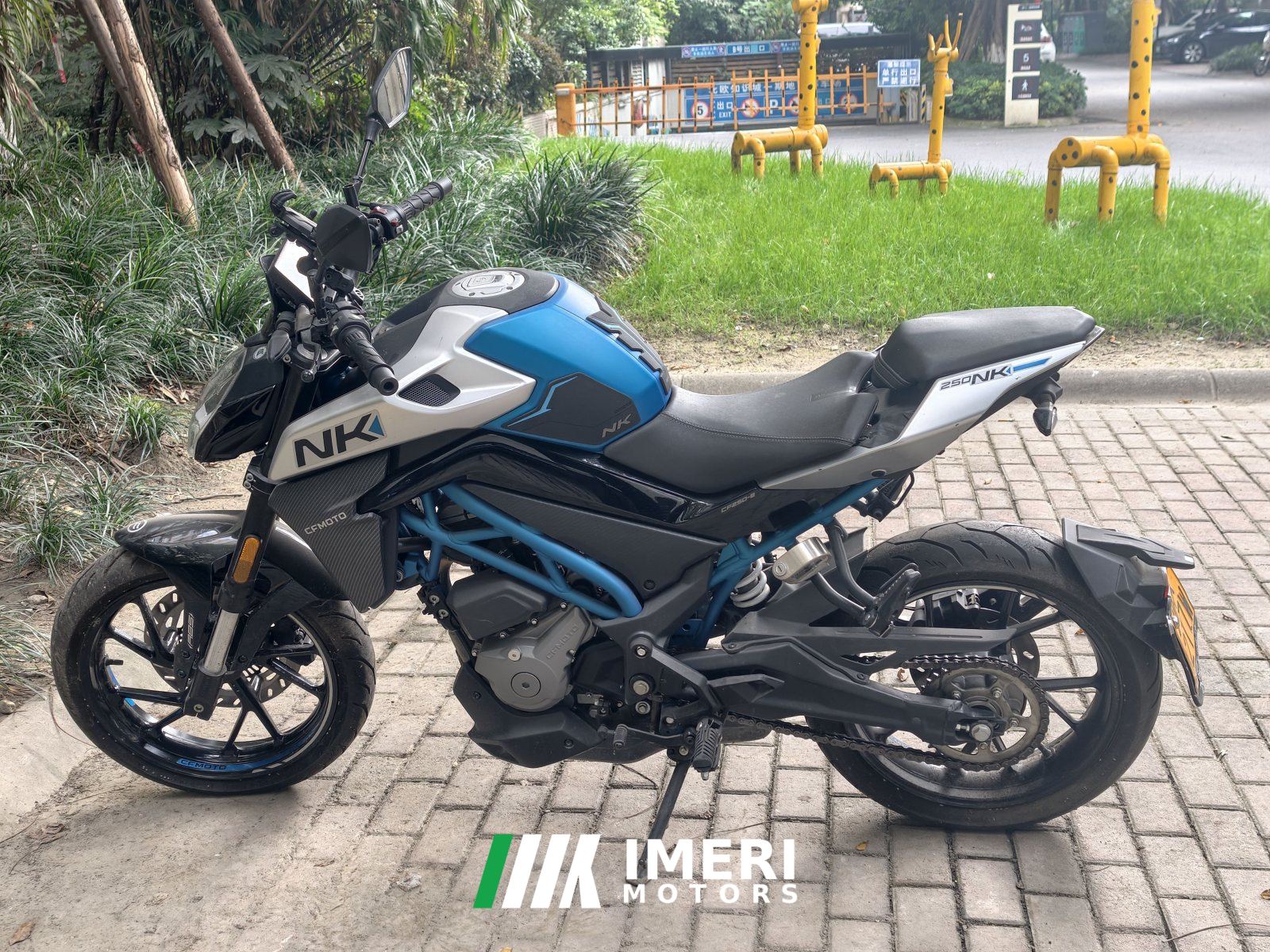 2022 CFMOTO 250NK