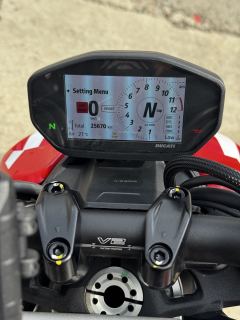 Ducati Street Fighter V2 950 cc - фото 9