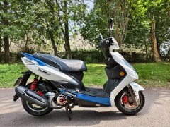 KYMCO Curve 150 - photo 6