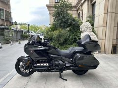 Honda Gold Wing GL1800 - ფოტო 1