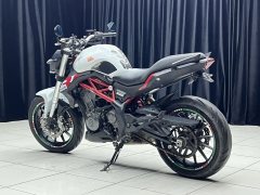Benelli TNT 300 / BN 302S - photo 9