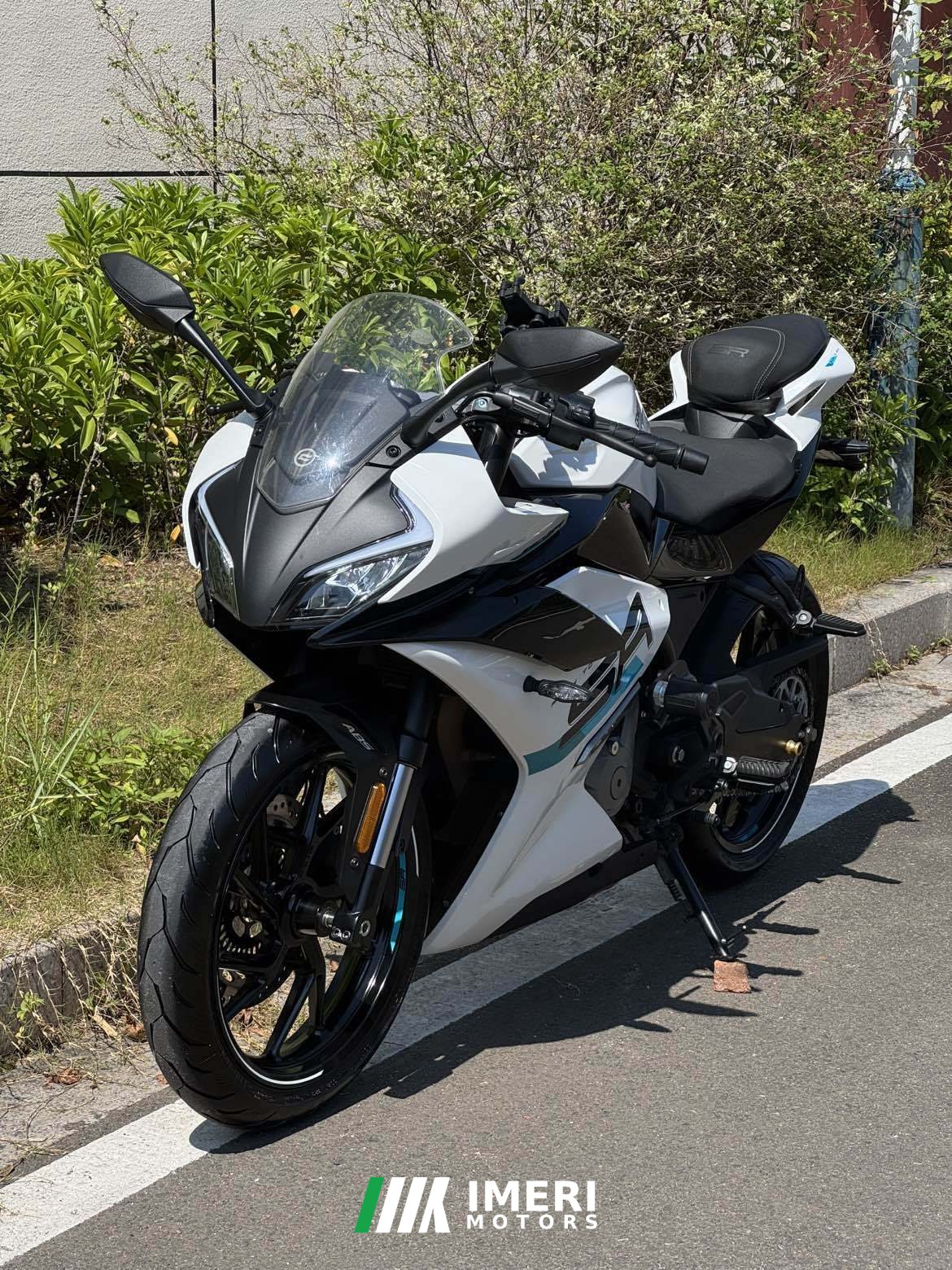 2024 CFMOTO 250SR