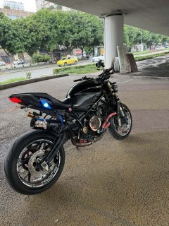 Benelli 752S 750 cc - ფოტო 5