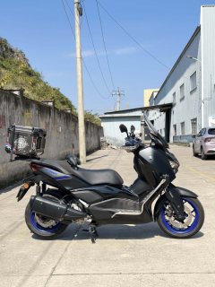 Yamaha XMAX 300 cc - ფოტო 4
