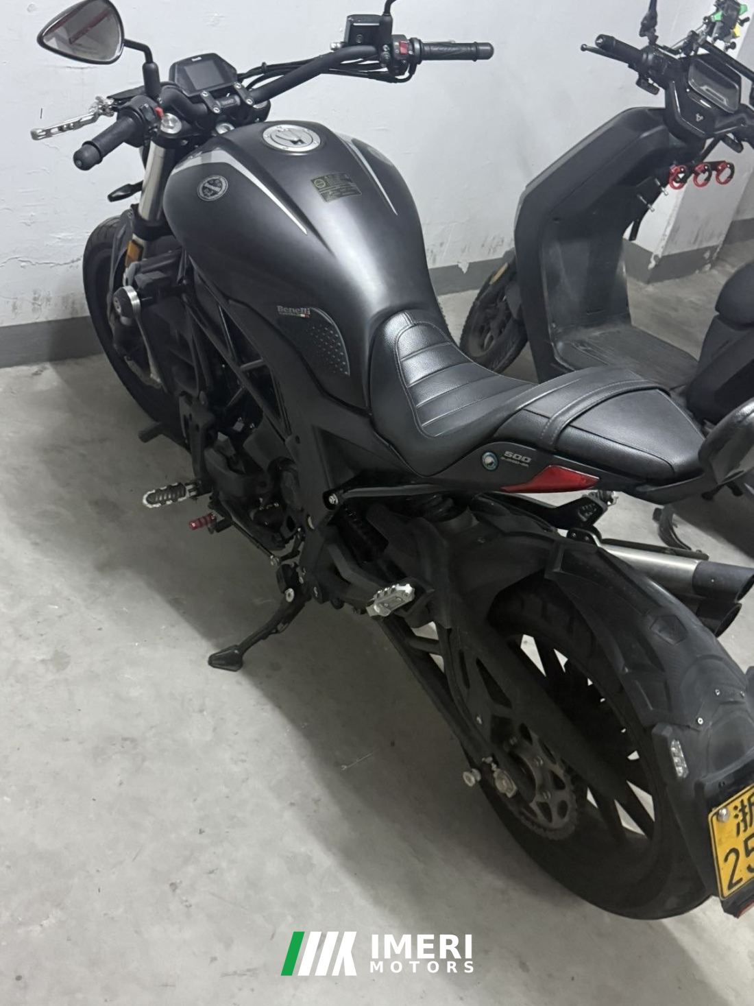 Benelli 502C 500 cc - მოტოციკლი ჩინეთიდან