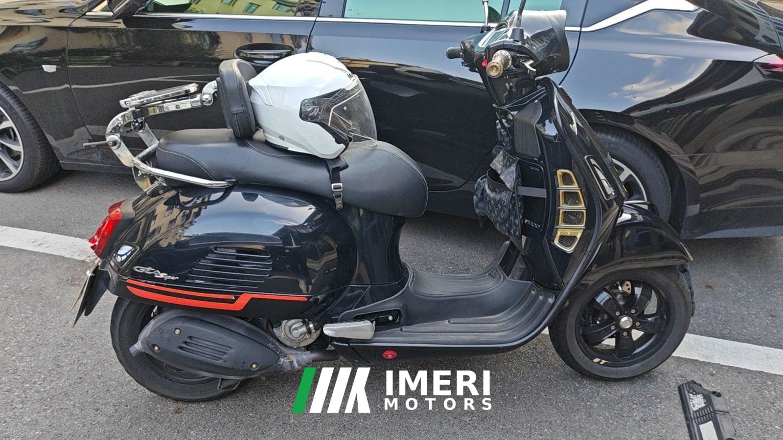 2021 VESPA GTS 300 cc
