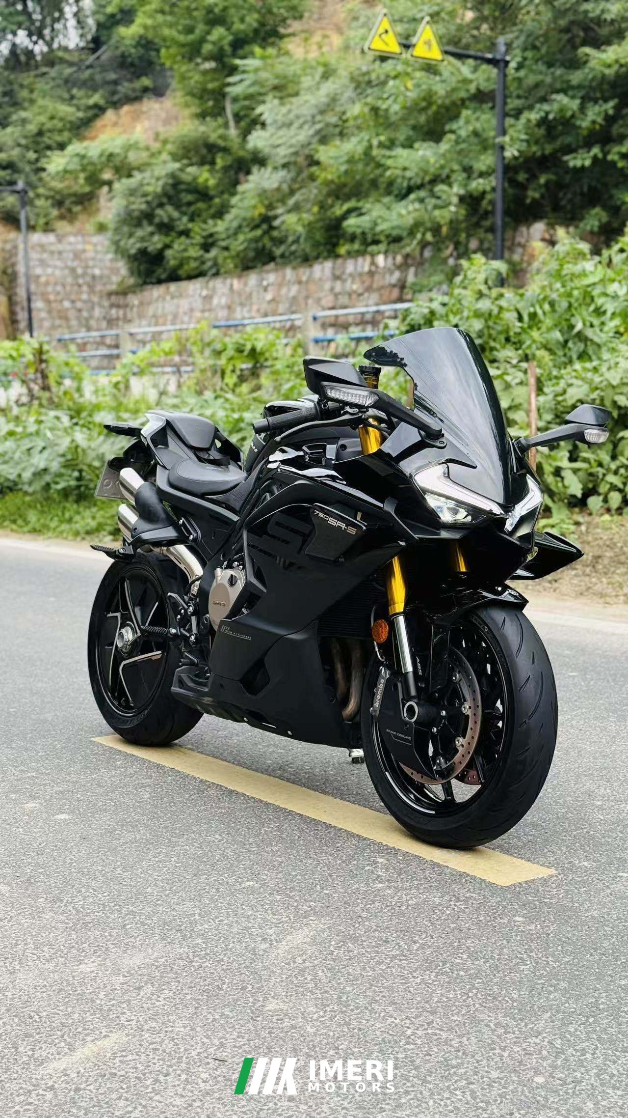 2025 CFMOTO 750SR-S