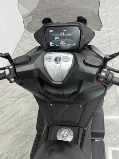 Voge SR4 Max 350 cc - ფოტო 8